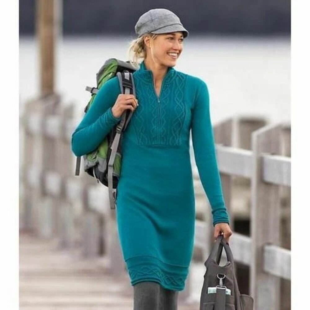 S NWOT Athleta Teal Sawtooth Organic Cotton Soft Cable Knit Boho Sweater Dress